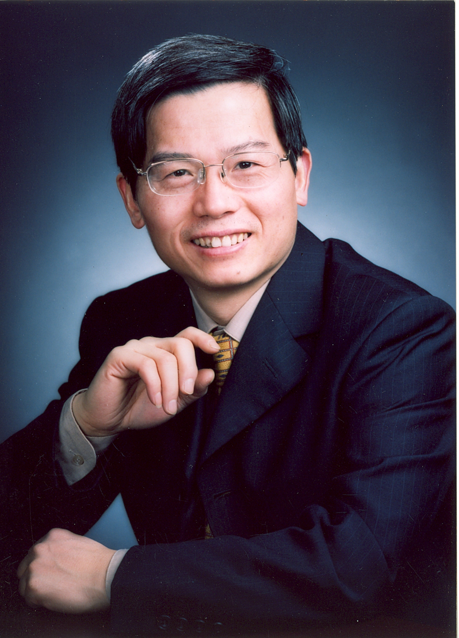 星空app官网创新论坛第一千零七十讲：碳纳米笼——能源存储和转换的新平台